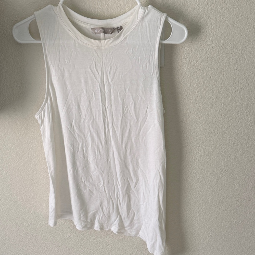 Athlete Women's White Sleeveless Tie-Waist Top